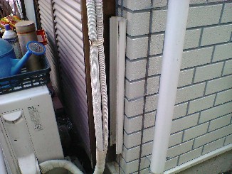 �G�A�R���z�[�X